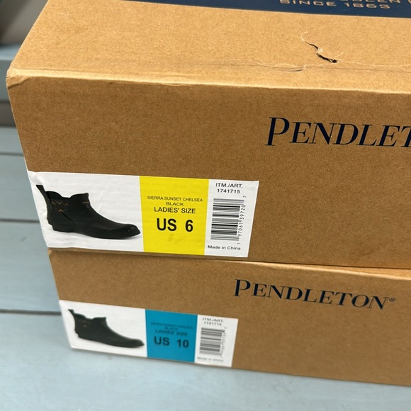 Pendleton Chelsea Boots - Picture 4 of 7